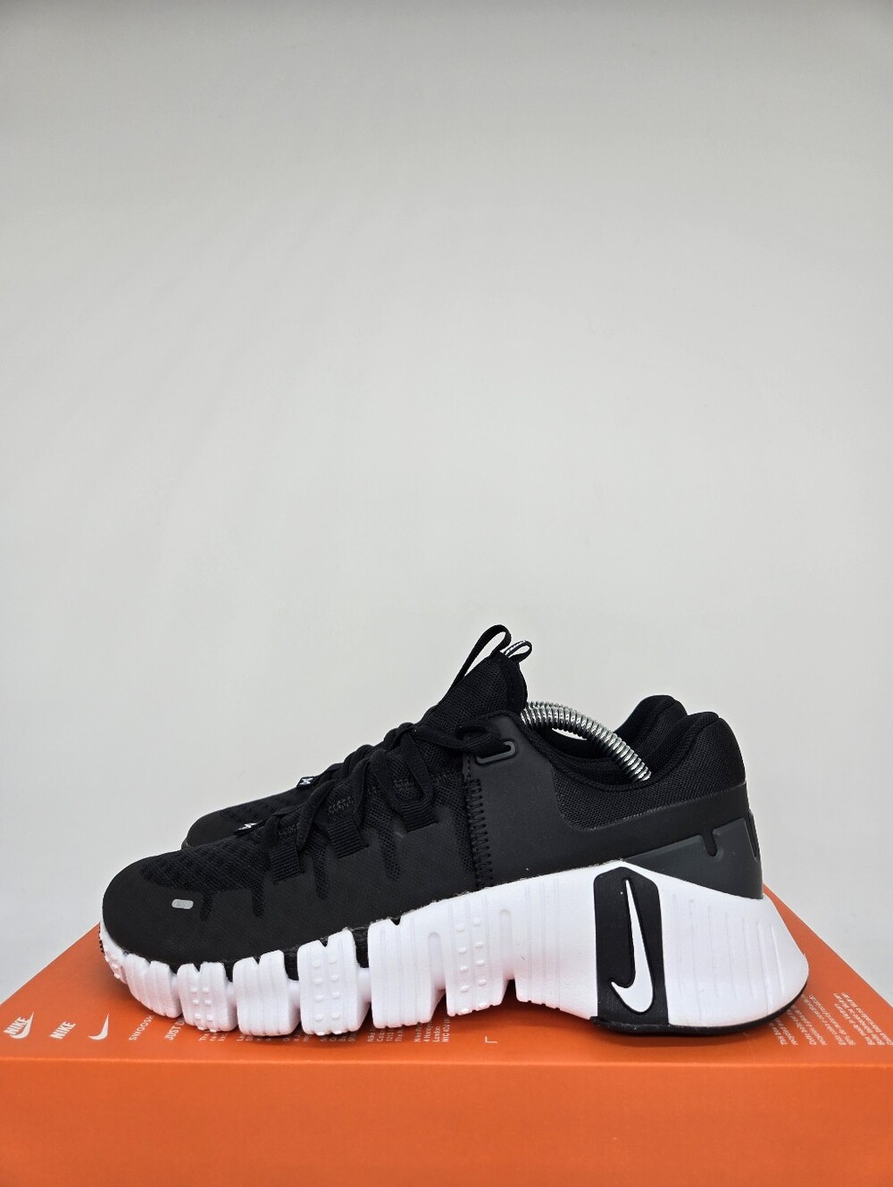 Nike Free Metcon 5 Black Anthracite Women's Workout Shoes Size 8